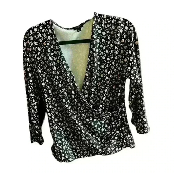 Ann Taylor women’s pull over blouse NWOT size M - Picture 1 of 10